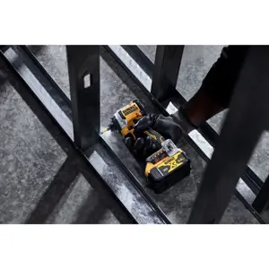 dewalt-dcf850n-xj-power-screwdriverimpact-driver-3250-rpm-bl-78660-wlononwcrbgps.webp
