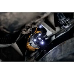dewalt-dcf922p2t-qw-power-wrench-2500-rpm-610-nm-3768-nakdewklu0042.webp