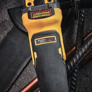 dewalt-dcg409nt-xj-angle-grinder-125-cm-9000-rpm-18-kg-11108-nakdewska0020.webp