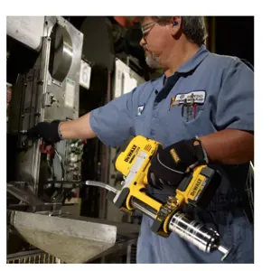 dewalt-dcgg571m1-power-grease-gun-45922-wlononwcrboau.webp