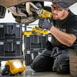 dewalt-dcl077-xj-work-light-black-yellow-4983-wlononwcrbnj4.webp