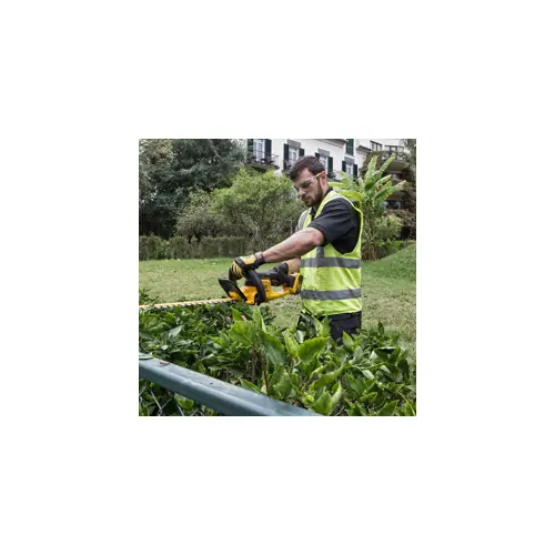 dewalt-dcm563p1-qw-power-hedge-trimmer-single-blade-34-kg-31992-wlononwcraiso.webp