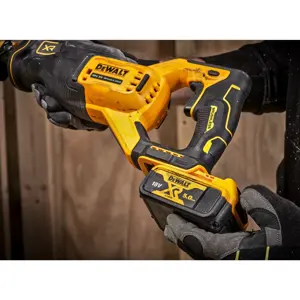 dewalt-dcs382n-xj-reciprocating-saw-3194-nakdewpis0022.webp