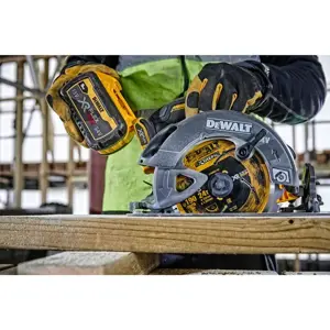dewalt-dcs578nt-xj-portable-circular-saw-28592-wlononwcrprz3.webp