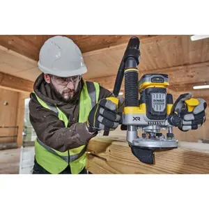 dewalt-dcw620nt-xj-routertrimmer-black-yellow-23000-rpm-32400-wlononwcrgatx.webp