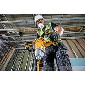 dewalt-dwd241-qs-concrete-mixer-14177-wlononwcrbnsi.webp