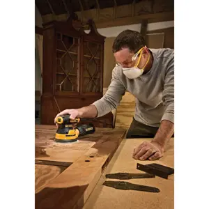 dewalt-dwe6423-qs-portable-sander-orbital-sander-12000-opm-b-11641-wlononwcrboao.webp