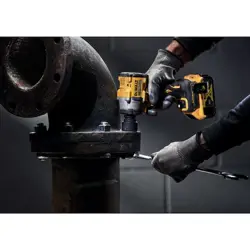 dewalt-klucz-udarowy-12-18v-406nm-2x50ah-tstak-zapadka-dcf92-29955-wlononwcrire7.webp