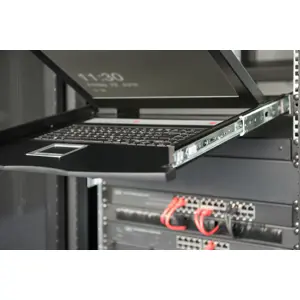 digitus-modulare-konsole-19tft16-port-kvmtouchpadus-amer-24794-wlononwcreldi.webp