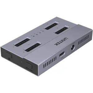 Docking station USB4 4-bay M.2 SSD
