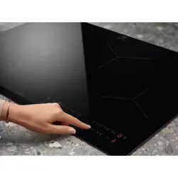 electrolux-eiv734-black-built-in-68-cm-zone-induction-hob-4--5135-agdelcpgz0174.webp