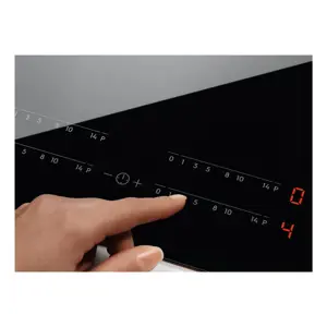 electrolux-eiv734-black-built-in-68-cm-zone-induction-hob-4--99540-agdelcpgz0174.webp