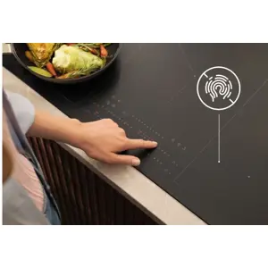electrolux-serie-700-eis62453iz-black-built-in-60-cm-zone-in-4584-agdelcpgz0235.webp