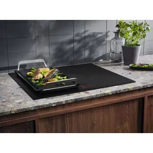 electrolux-serie-700-eis62453iz-black-built-in-60-cm-zone-in-51612-agdelcpgz0235.webp