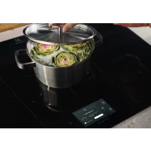 electrolux-serie-700-eis62453iz-black-built-in-60-cm-zone-in-6388-agdelcpgz0235.webp
