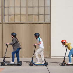 elektricni-romobil-segway-kickscooter-c2-pro-e-69106-aa1004020013.png