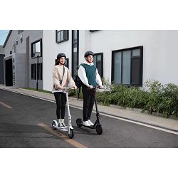 elektricni-romobil-xiaomi-electric-scooter-3-lite-black--6934177755255_313629.jpg