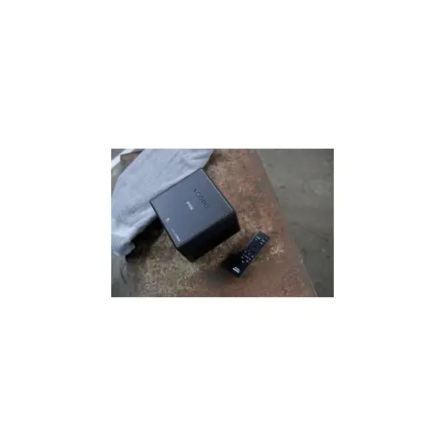 epson-ef-12-data-projector-standard-throw-projector-1000-ans-55964-wlononwcrajyn.webp