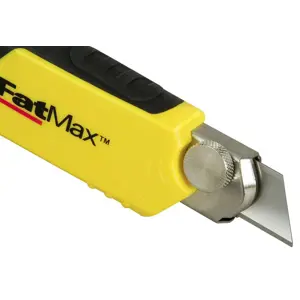 fatmax-knife-snap-off-blade-18mm-69086-wlononwcrnhn6.webp