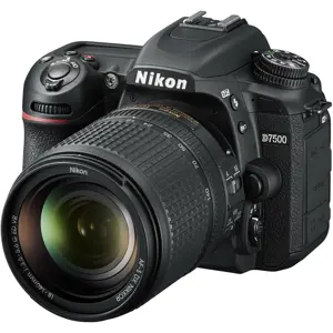 fotoaparat-nikon-d7500-kit-18-140vr-56990-39841.webp