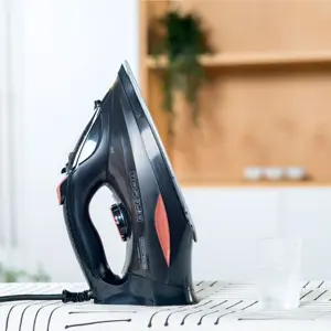 glacalo-na-paru-black-and-decker-bxir3000e-3000-w-crno-99976-agdbdezel0011.webp