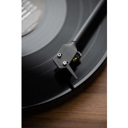 gramofon-pro-ject-e1-phono-at3600l-uni-walnut-58283-9120129864442.jpg