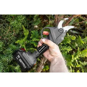 Graphite Energy+ 18V Li-Ion brushless pruner without battery