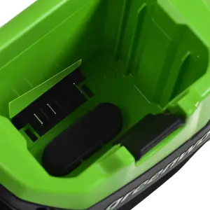 greenworks-60v-hedge-trimmer-gd60ht61-80736-nakgrwndz0027.webp