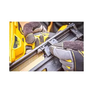gwozdziarka-18v-dcn930n-xj-dewalt-38007-nakdewgws0006.webp