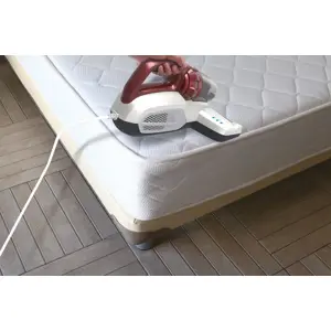 hoover-ultra-vortex-mbc500uv-011-handheld-vacuum-red-bagless-82458-wlononwcrbjmk.webp