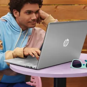 hp-17-cn2068cl-i5-1235u-notebook-439-cm-173-full-hd-intelr-c-74314-mobhp-not4289.webp