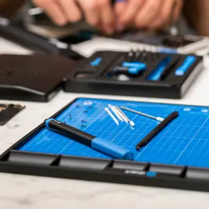 ifixit-fixmat-1-tools-53597-wlononwcragr9.webp