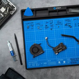 ifixit-fixmat-1-tools-53934-wlononwcragr9.webp