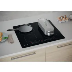 indukcijska-ploca-za-kuhanje-indesit-ib-65b60-ne-crna-ugradb-82830-agdindpgz0038.webp