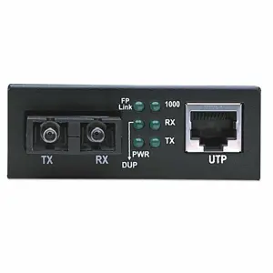 intellinet-gigabit-ethernet-media-converter-1000base-t-to-10-24264-kwritlkon0007.webp