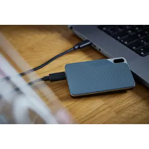 intenso-lesenschreiben-bis-zu-500-mbs500gb-usb-type-c-32-gen-8534-wlononwcrizrl.webp