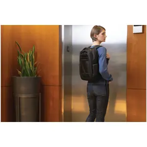 kensington-contour-20-14-backpack-92077-wlononwcrcmr6.webp