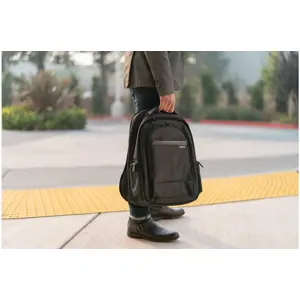 kensington-contour-20-17-pro-backpack-55287-wlononwcrcnuc.webp