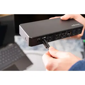 kensington-sd4781p-eq-usb-c-usb-a-dual-4k-docking-station-10236-wlononwcrppit.webp