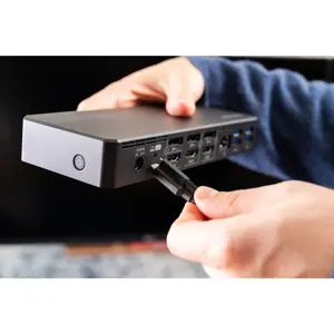 kensington-sd4781p-eq-usb-c-usb-a-dual-4k-docking-station-13078-wlononwcrppit.webp
