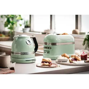 kitchenaid-5kek1522ept-electric-kettle-15-l-2400-w-green-64961-agdkitcze0021.webp