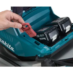 kosilica-makita-dlm460z-baterija-crna-plava-85537-wlononwcraid3.webp