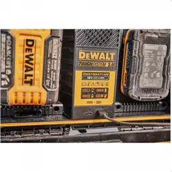 ladowarka-toughsystem-dwst83471-2x4a-dewalt-5451-adedewlda0014.webp