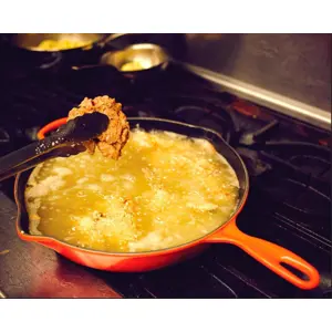 le-creuset-20182230900422-frying-pan-all-purpose-pan-round-88908-wlononwcrjfby.webp