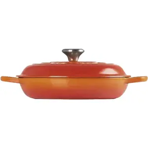 le-creuset-round-pot-30cm-red-9163-wlononwcrmoda.webp