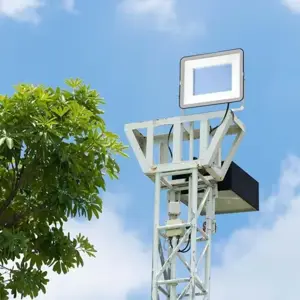 LED reflektor V-TAC VT-44300 (300W, SAMSUNG čip, 6500K, 26390lm) oštećena ambalaža