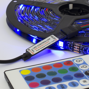 led-traka-s-daljinskim-white-shark-helios-3-61271-70271.webp