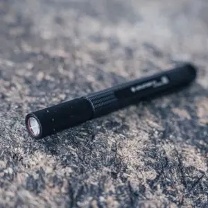 ledlenser-p4-black-pen-flashight-led-8588-oswldllat0261.webp