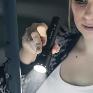 ledlenser-p6r-black-hand-flashlight-led-6548-oswldllat0260.webp