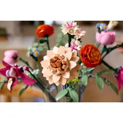 lego-botanicals-10342-piekny-bukiet-rozowych-kwiatow-83236-klolegleg1563.webp